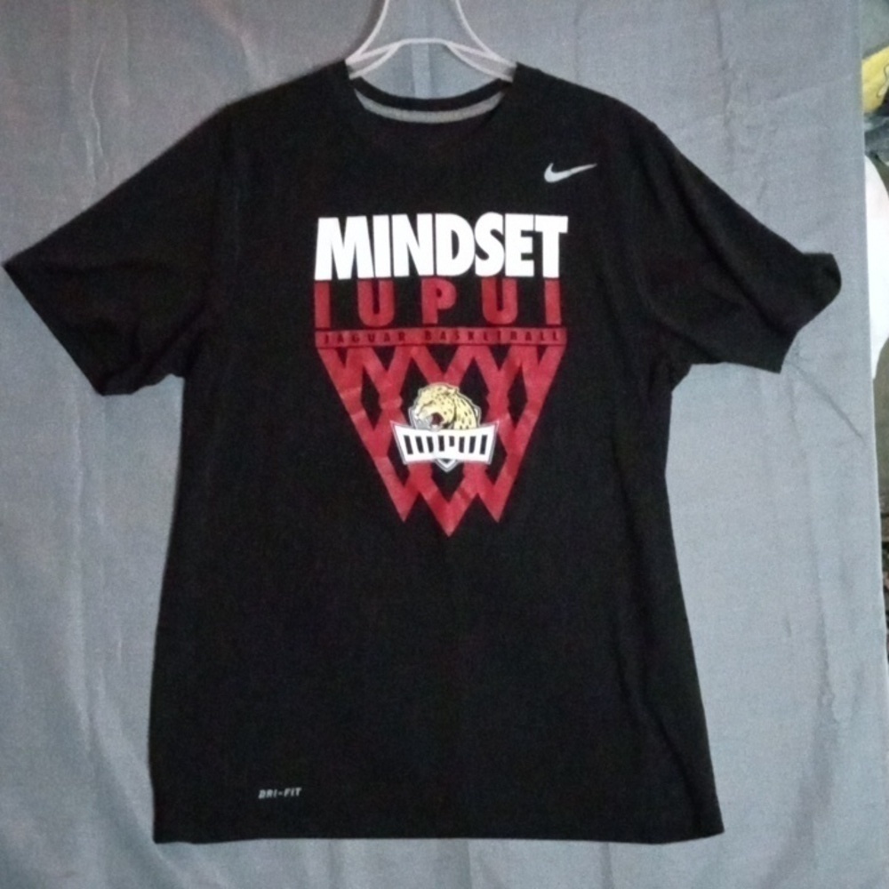 Nike Dri Fit tshirts Size L Black IUPUI Basketball Pre-owned